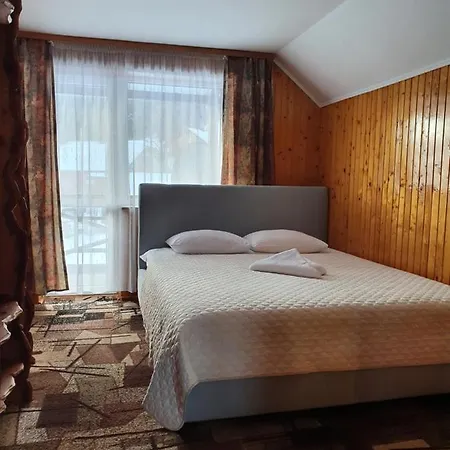 затишок в карпатах Nyaraló